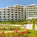 Hotel Laguna 4*