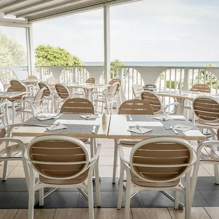 Hotel Laguna