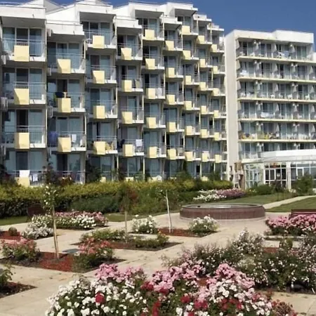 Hotell Laguna 4*