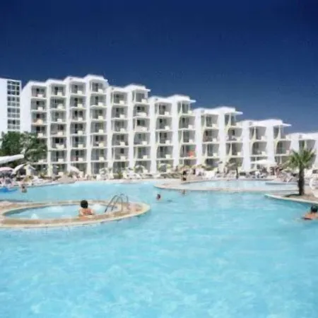 Hotell Laguna 4*