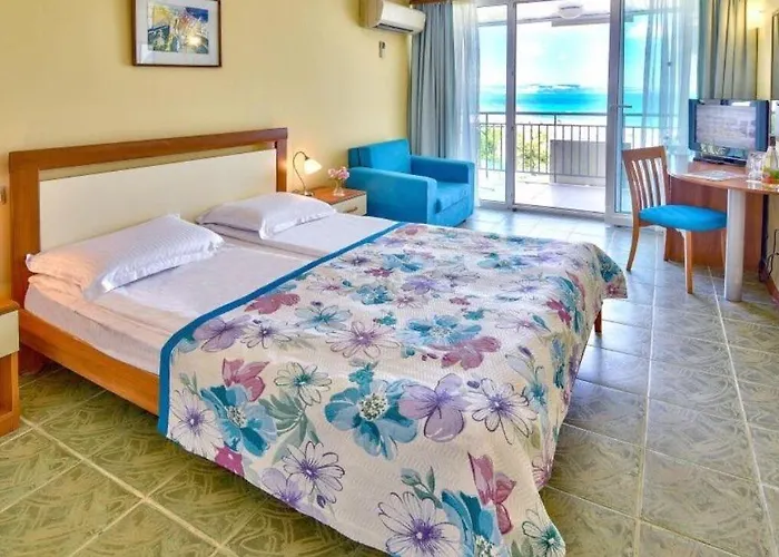 лагуна бийч Хотел Албена